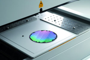 XRF Spectrometer measuring layer thickness on wafer